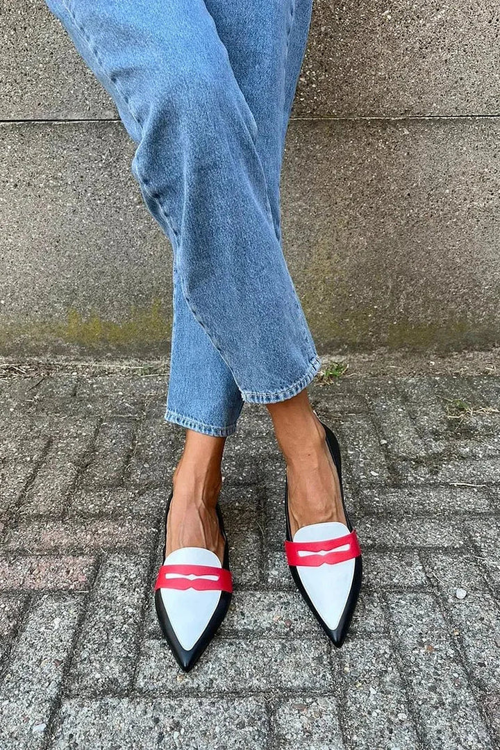 Ilse | Loafers with Belts