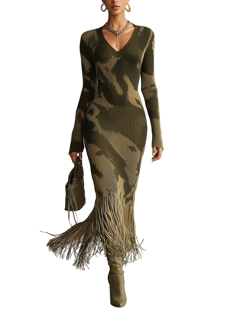 Paula - Robe midi en tricot camouflage kaki à col en V et ourlet à franges