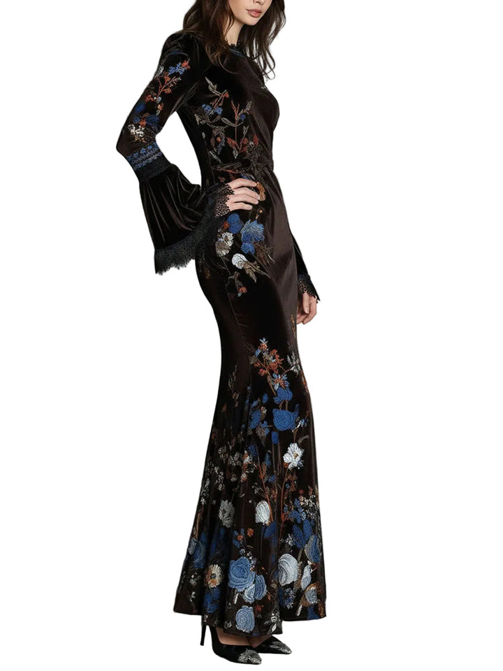 Jane | Robe longue en velours fleuri Elegance Midnight à bordure en dentelle
