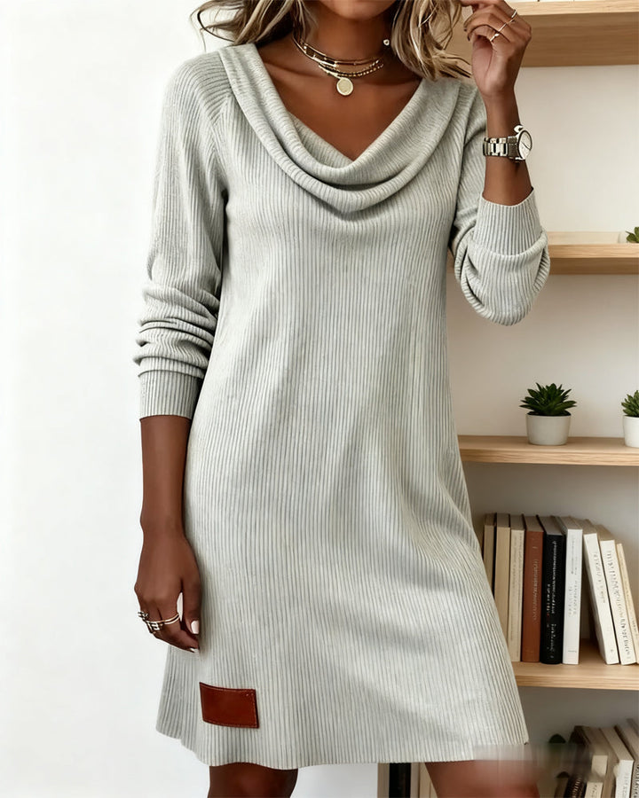 Celine | Abito Casual a Maniche Lunghe e Collo Alto