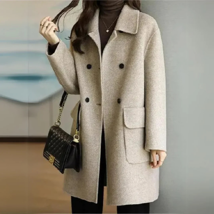 Elegant Wool Coat for Women with Notch Lapel Long Sleeve Double Breasted Relaxed Style