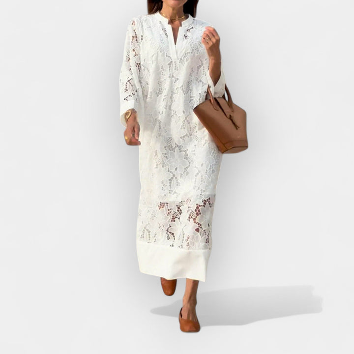 Robe légère avec des détails en dentelle