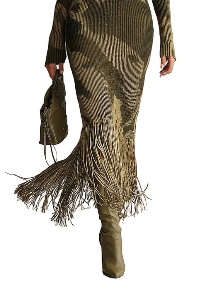 Paula - Robe midi en tricot camouflage kaki à col en V et ourlet à franges