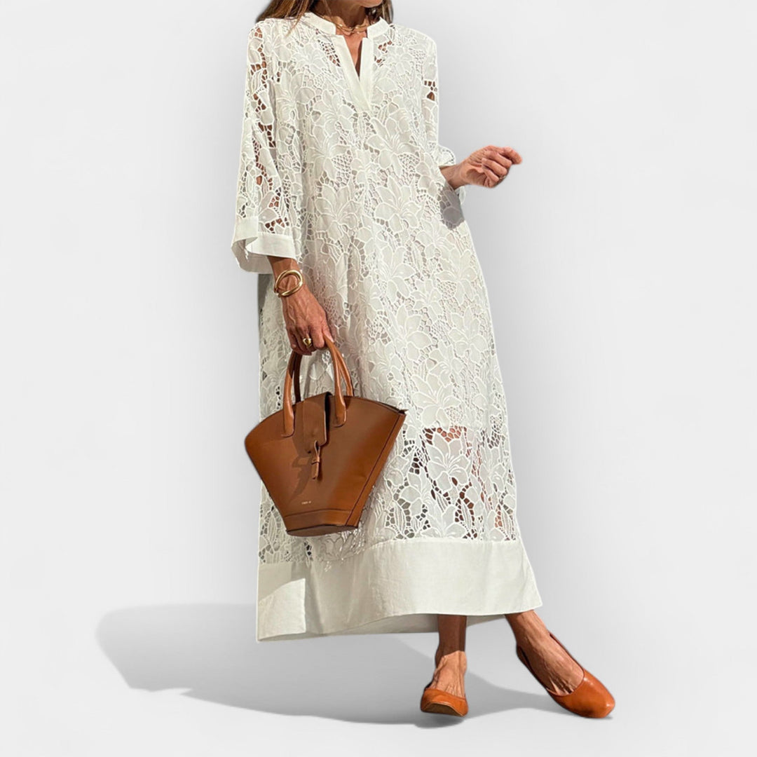 Robe légère avec des détails en dentelle