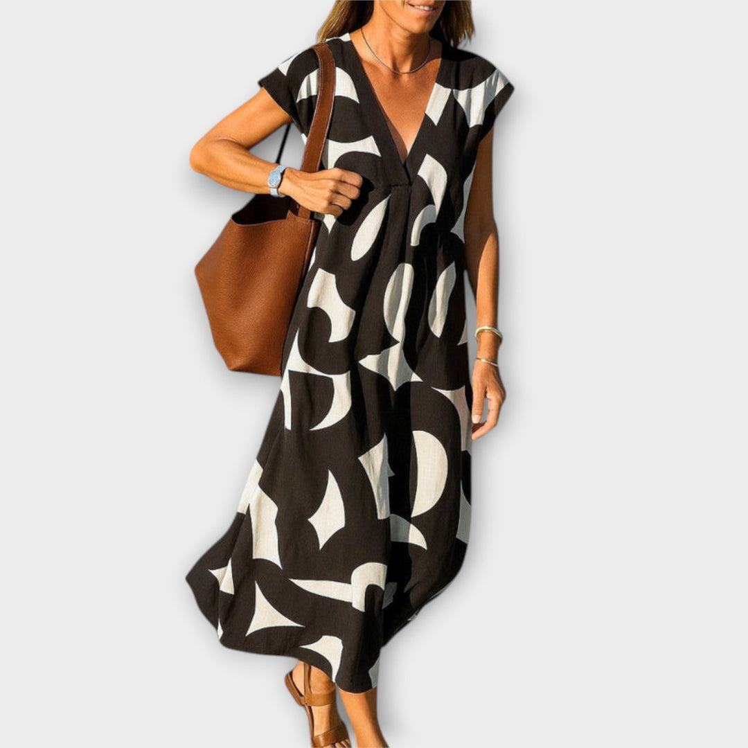 Linae – Lightweight Dress with V-Neck