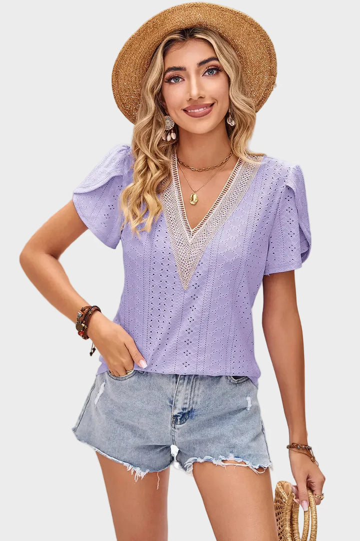 Top in pizzo scollo a V