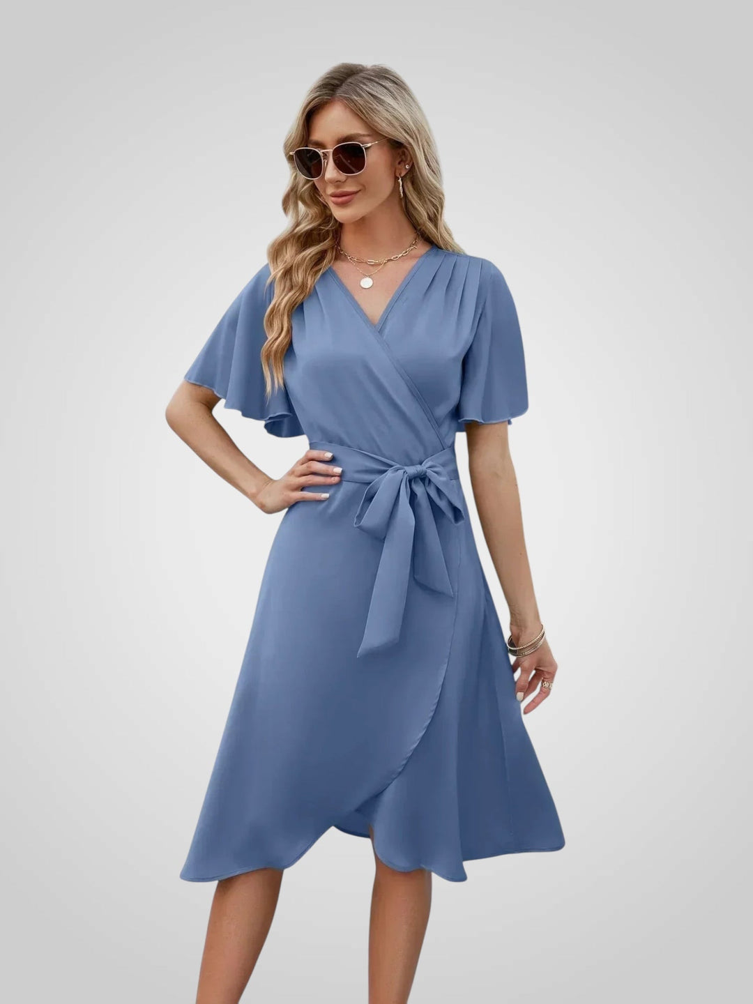 Amada | Robe élégante pour femme avec cravate