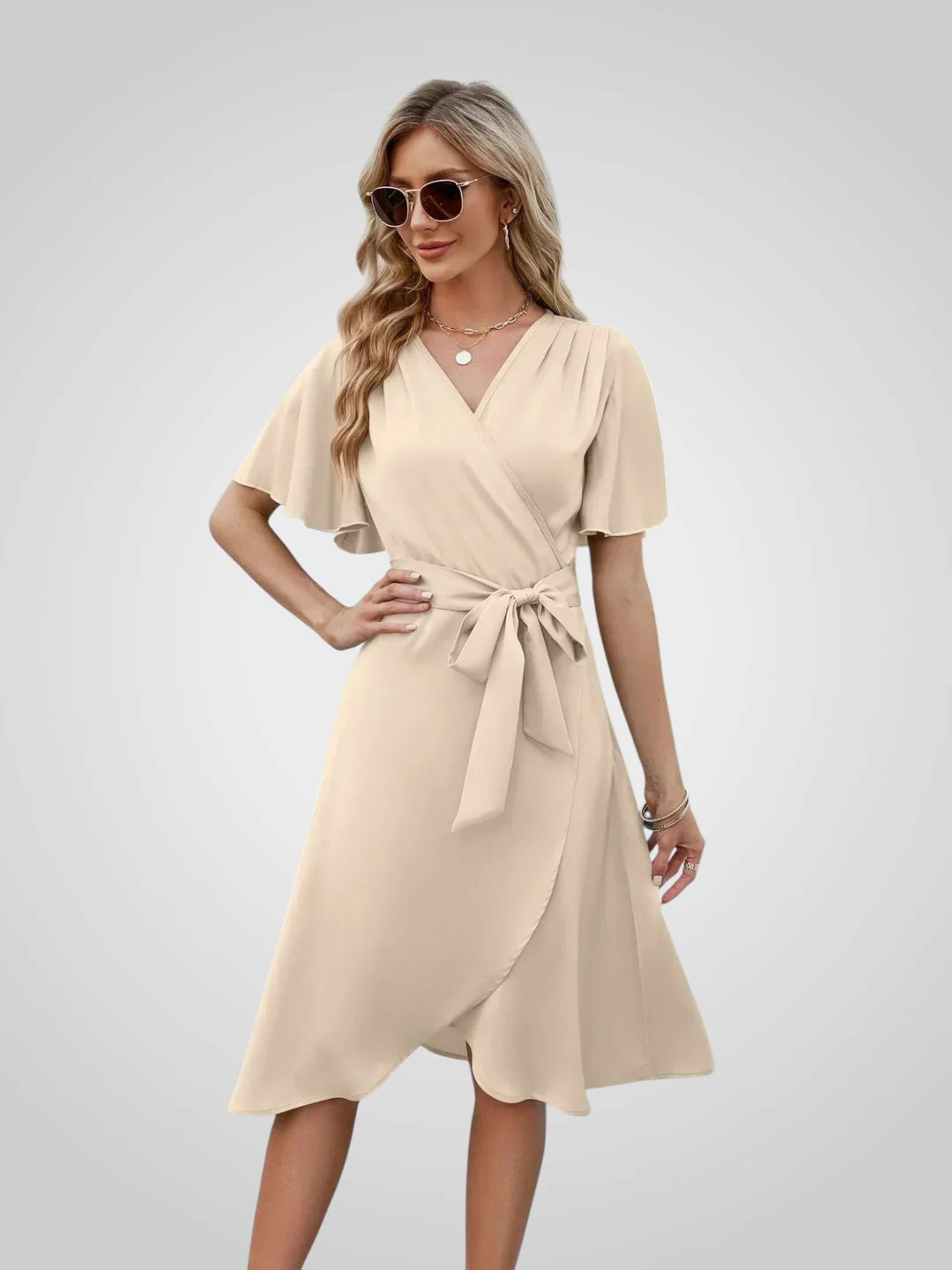 Amada | Robe élégante pour femme avec cravate