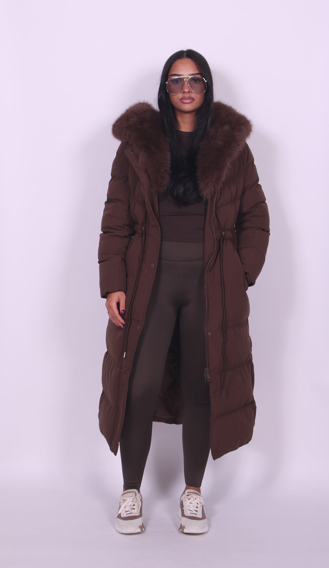 Alissa - Manteau long d'hiver à capuche fourrée