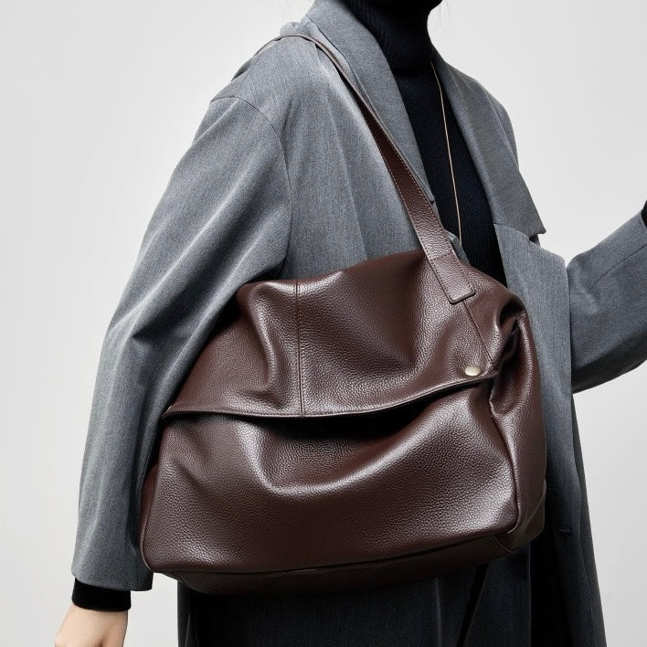 Adriani | Borsa minimalista morbida in vera pelle per tutti i giorni