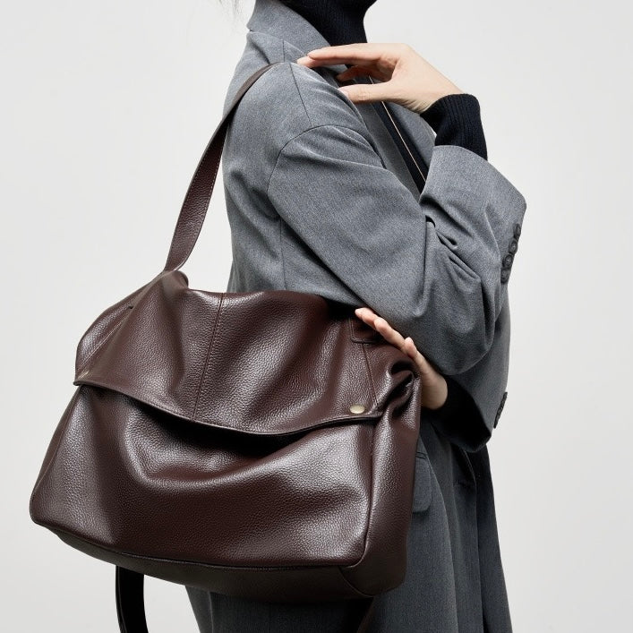 Adriani | Borsa minimalista morbida in vera pelle per tutti i giorni