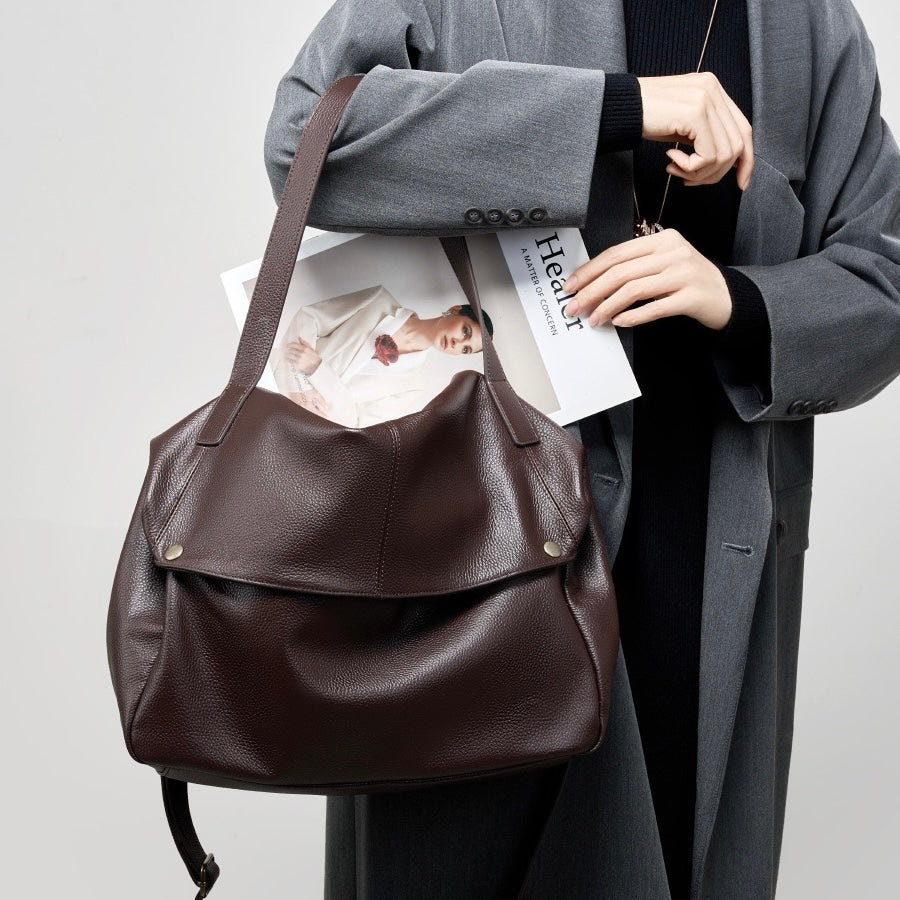 Adriani | Borsa minimalista morbida in vera pelle per tutti i giorni