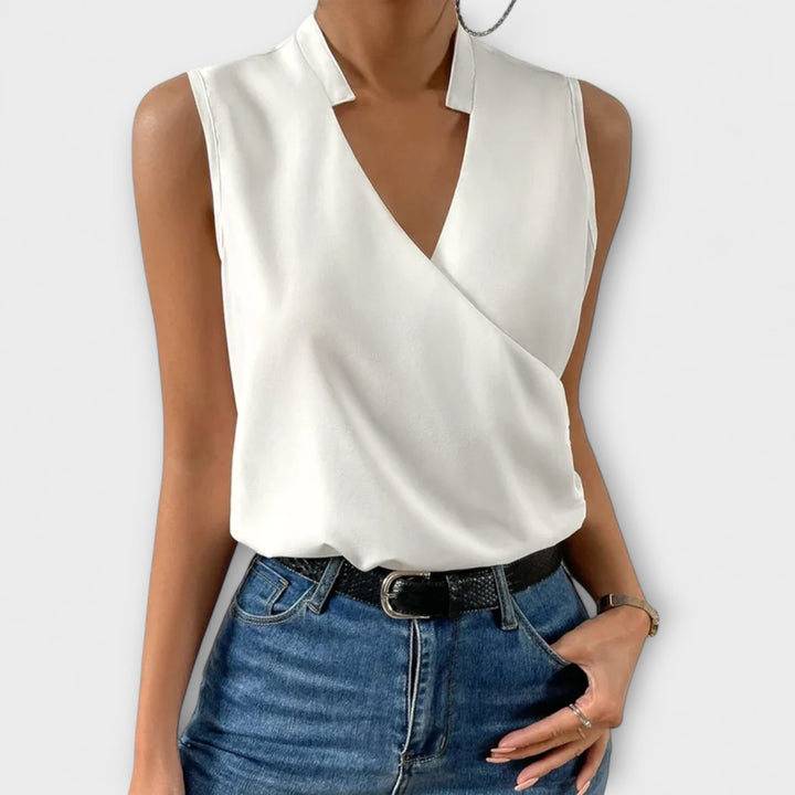 Top estivo leggero con scollo a V