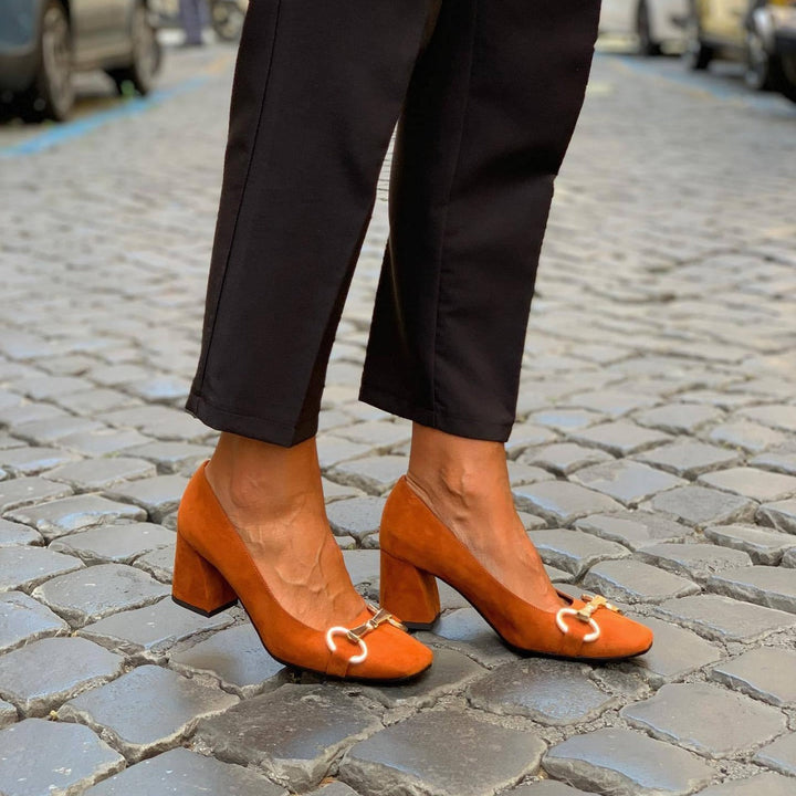 Charlotte | Décolleté eleganti con dettagli dorati