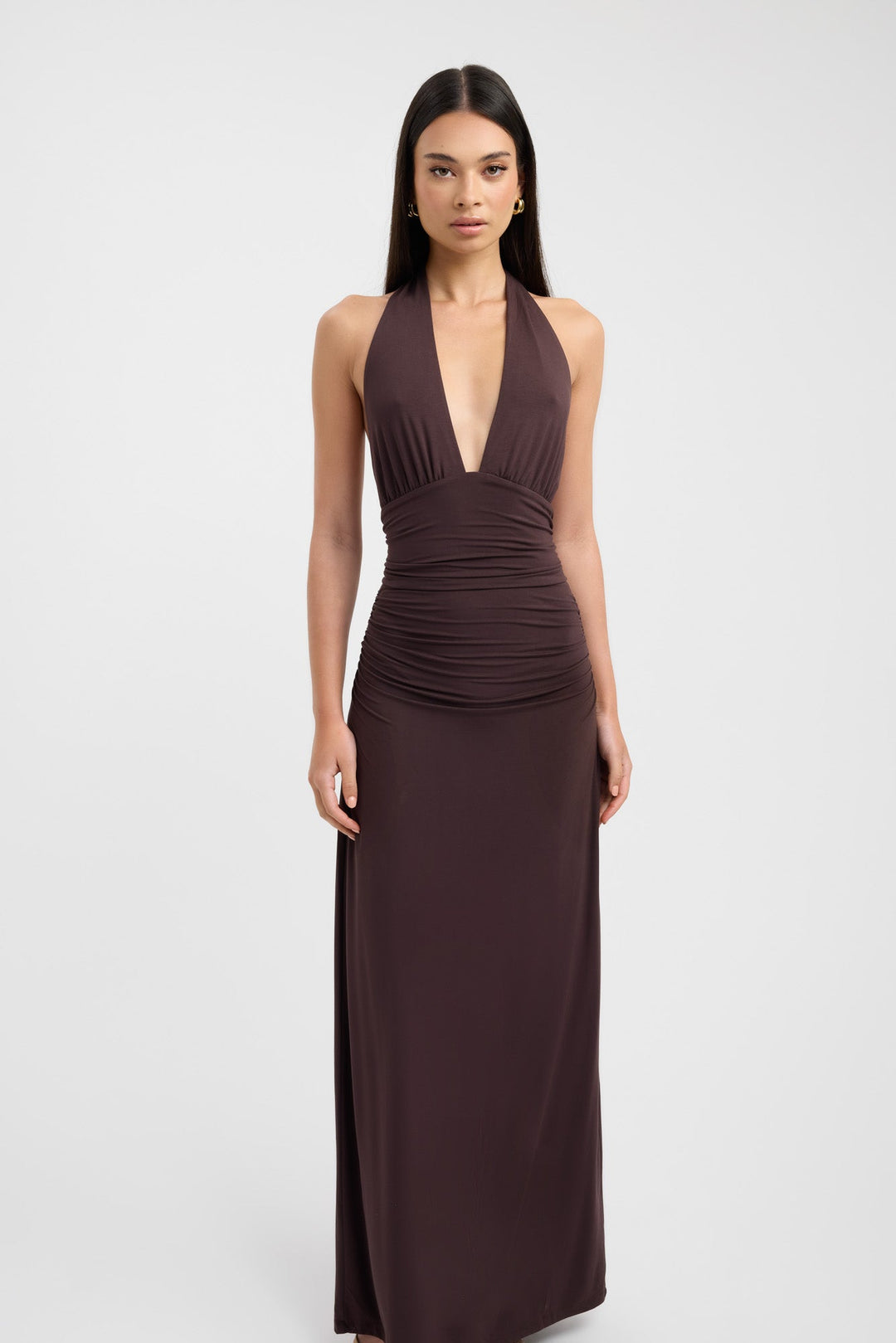 Sariah - Robe longue élégante à col montant