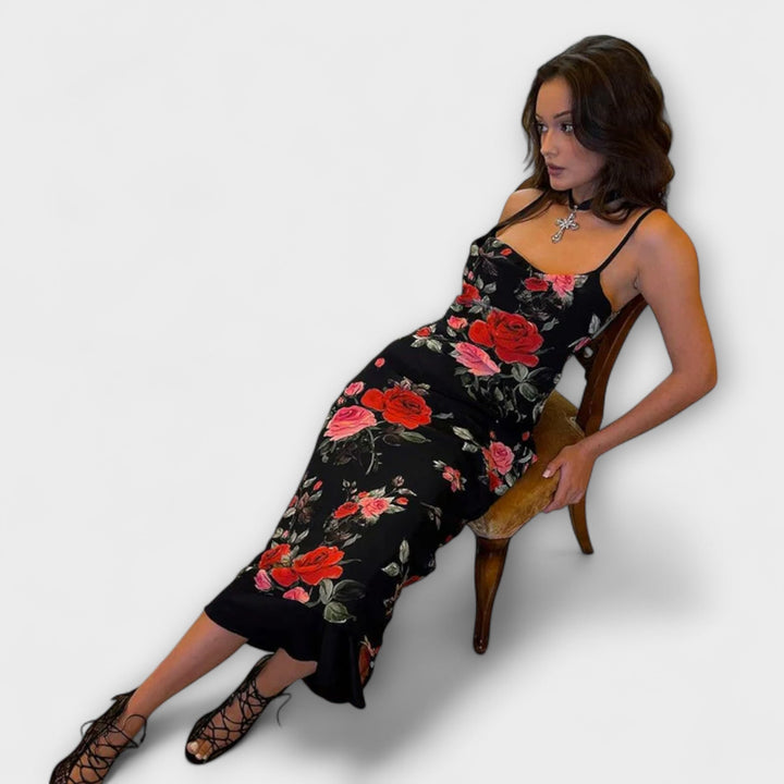 Robe moulante à fines bretelles à motif floral
