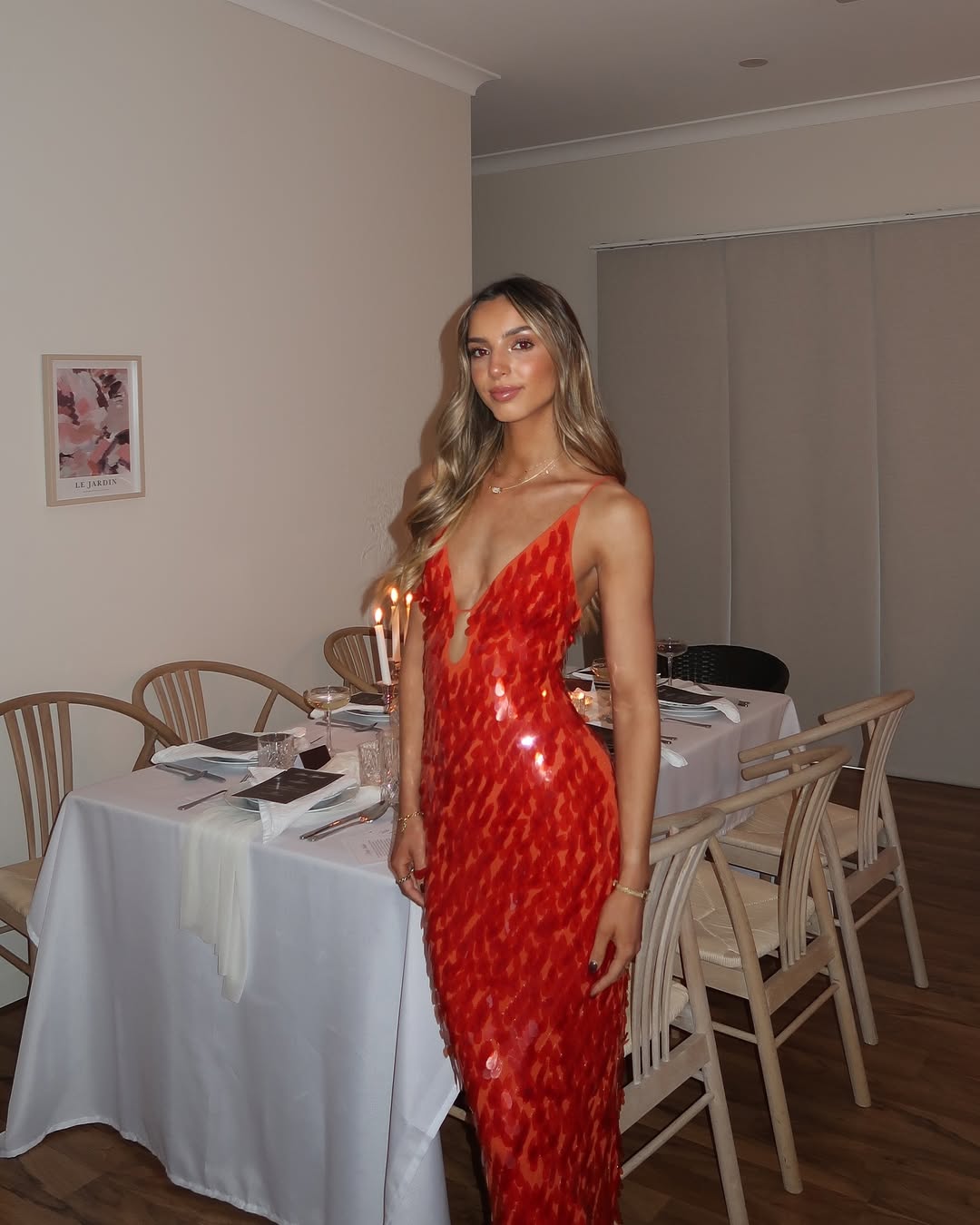 Nina – Abito drappeggiato senza tempo