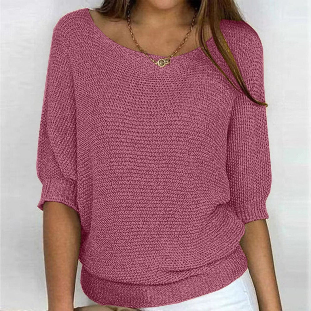 Comfortable Knit Sweater for Women with Round Neck Short Sleeve Relaxed Casual Style