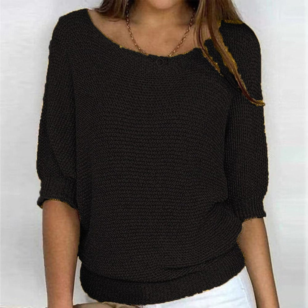 Comfortable Knit Sweater for Women with Round Neck Short Sleeve Relaxed Casual Style