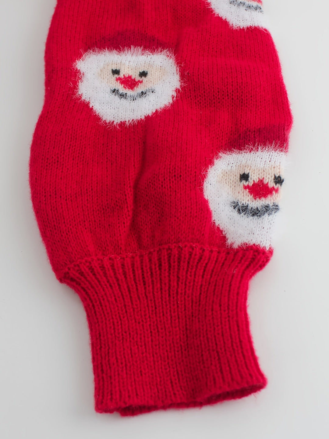 Comfortable Red Santa Print Christmas Sweater for Women with Crew Neck Long Sleeve Oversized Knit Style