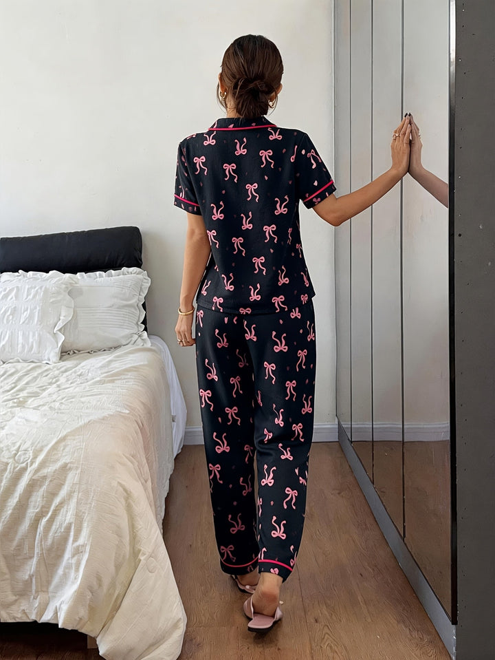Comfortable Bow Print Pajama Set for Women with Notched Collar Short Sleeve Button Front Two Piece Style