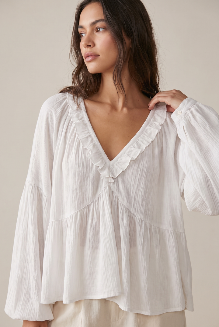 Airy - White front