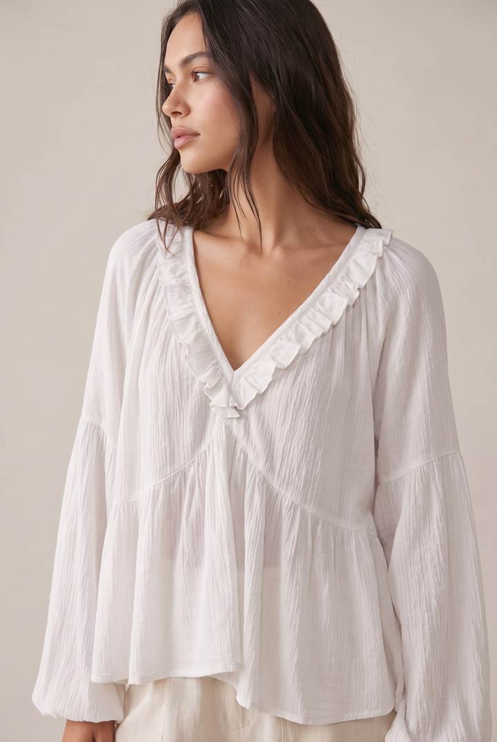 Airy - White three-quarter