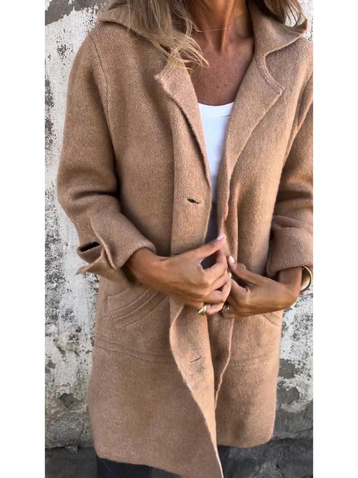 Gia - Cappotto con colletto a revers e bottoni frontali