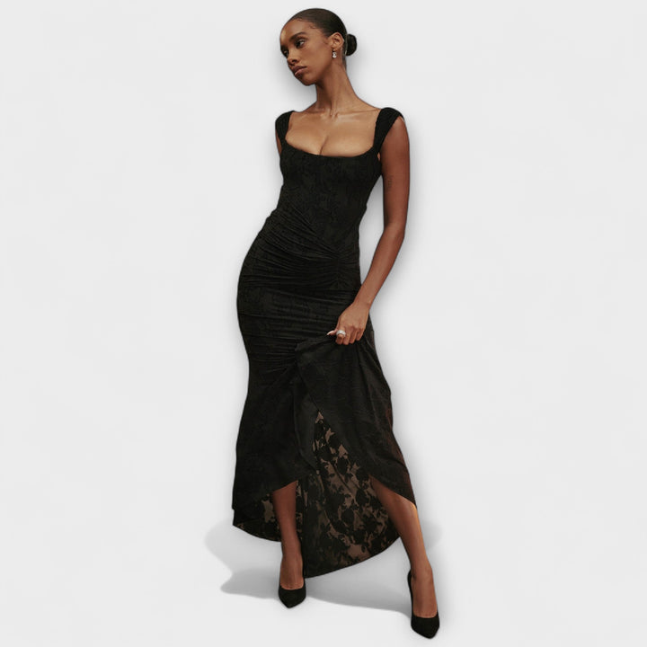 Renske - Long Dress with Elegant and Refined Corset