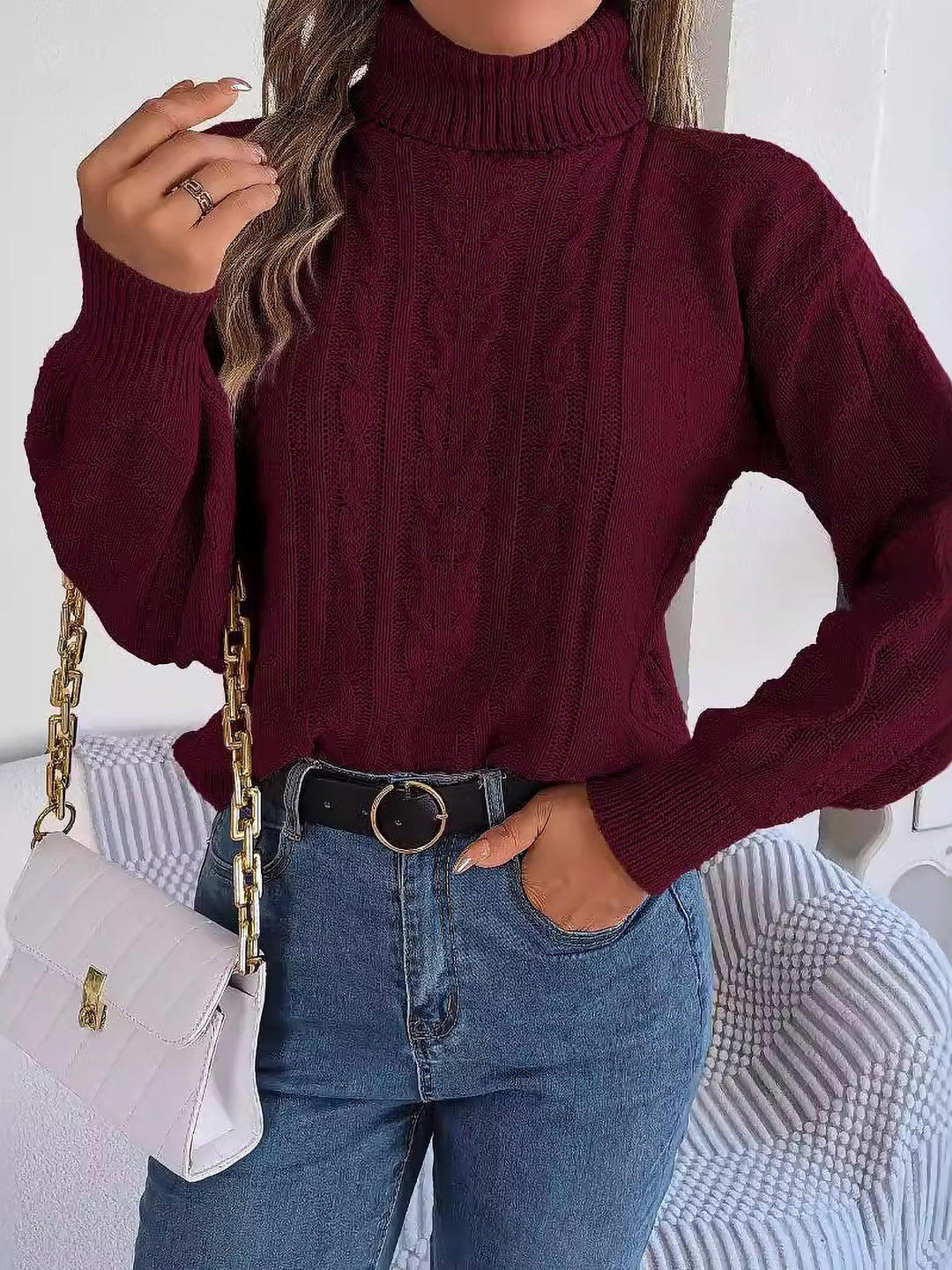 Effortless Sweatshirt for Women with Turtleneck Cable Knit Long Sleeve Style
