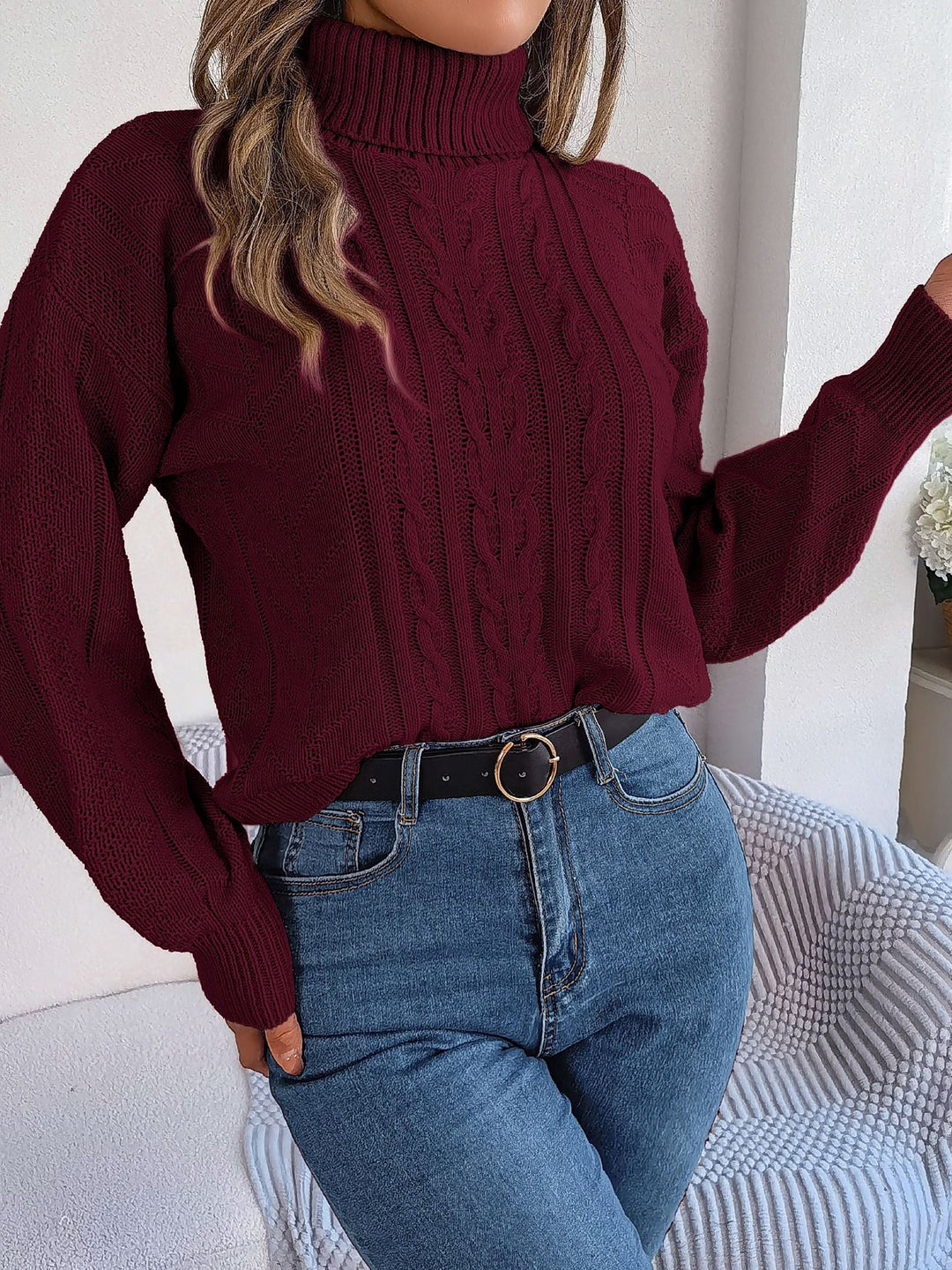 Effortless Sweatshirt for Women with Turtleneck Cable Knit Long Sleeve Style