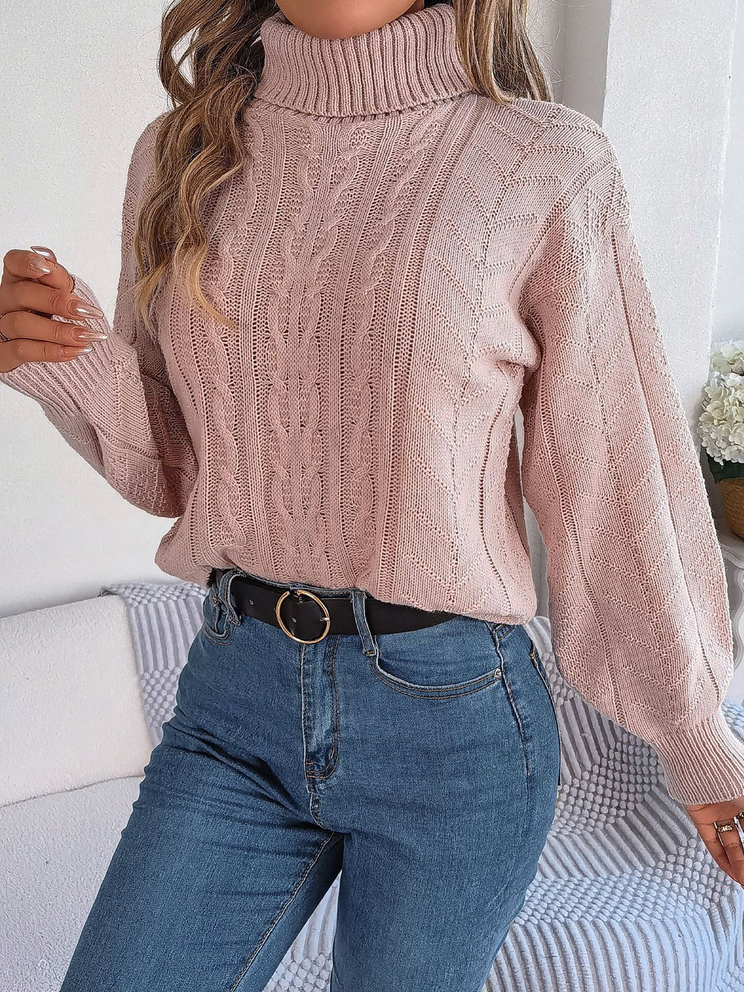 Effortless Sweatshirt for Women with Turtleneck Cable Knit Long Sleeve Style