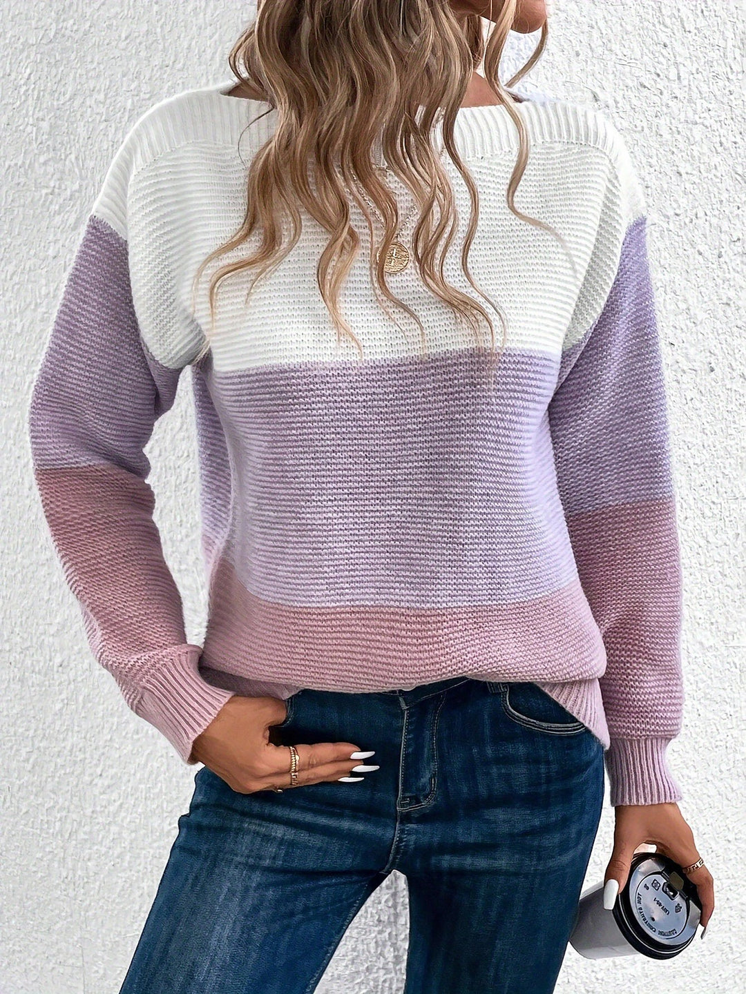 Effortless Sweatshirt for Women with Color Block Crewneck Long Sleeve Knit Style