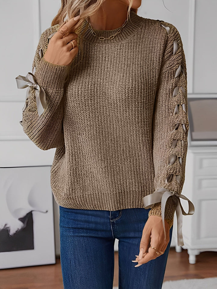 Effortless Sweatshirt for Women with Lace Trim Sleeve Crewneck Waffle Knit Style