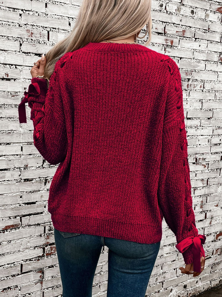 Effortless Sweatshirt for Women with Lace Trim Sleeve Crewneck Waffle Knit Style