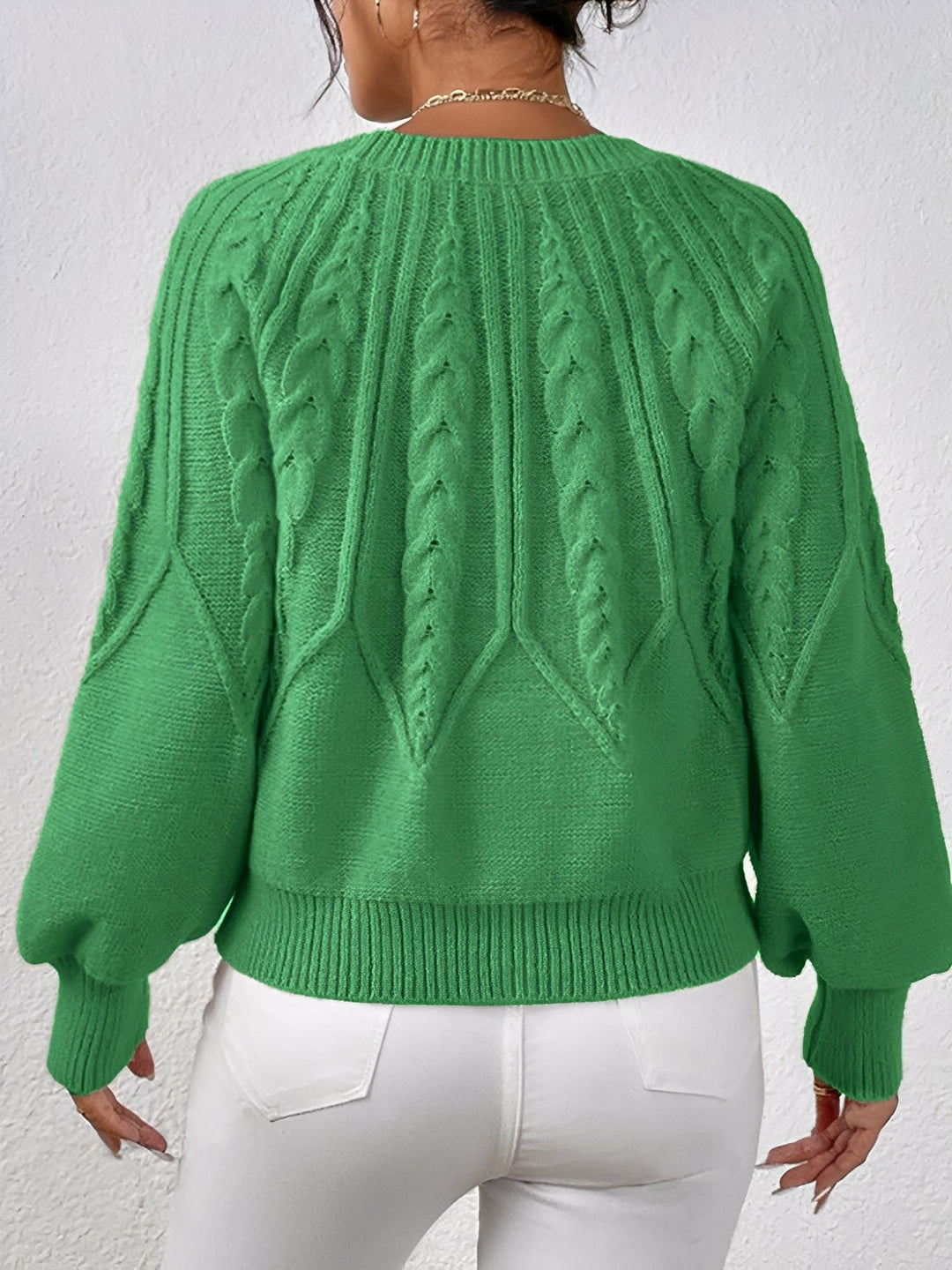 Comfortable Cable Knit Sweater for Women with V Neck Balloon Sleeve Oversized Style