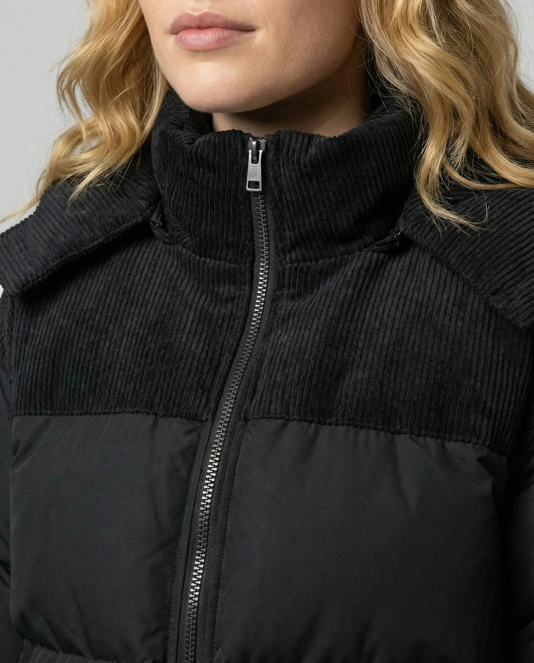 Quilted Puffer Jacket for Women – Hooded Winter Coat with Corduroy Panels, Warm Zip Up Puffer