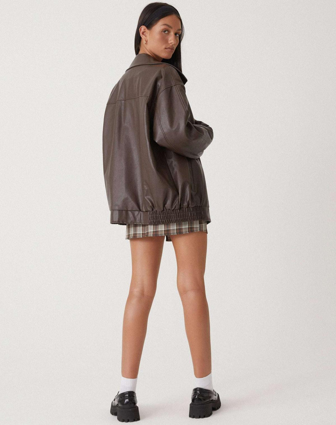 Effortless Faux Leather Jacket for Women with Collared Long Sleeve Oversized Relaxed Style