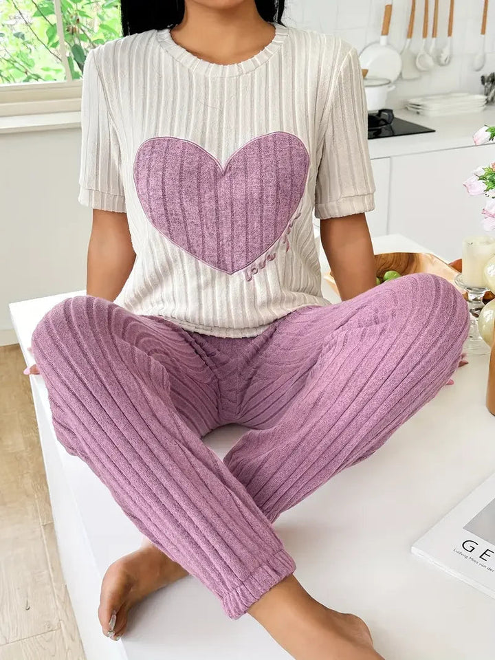 Comfortable Purple Heart Print Pajama Set for Women with Round Neck Short Sleeve Ribbed Knit Jogger Style